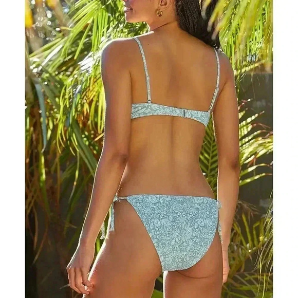 Roxy Eco Seaside Tropics Smocked Underwire Bikini Top Size Large Green Swimwear - Picture 3 of 5